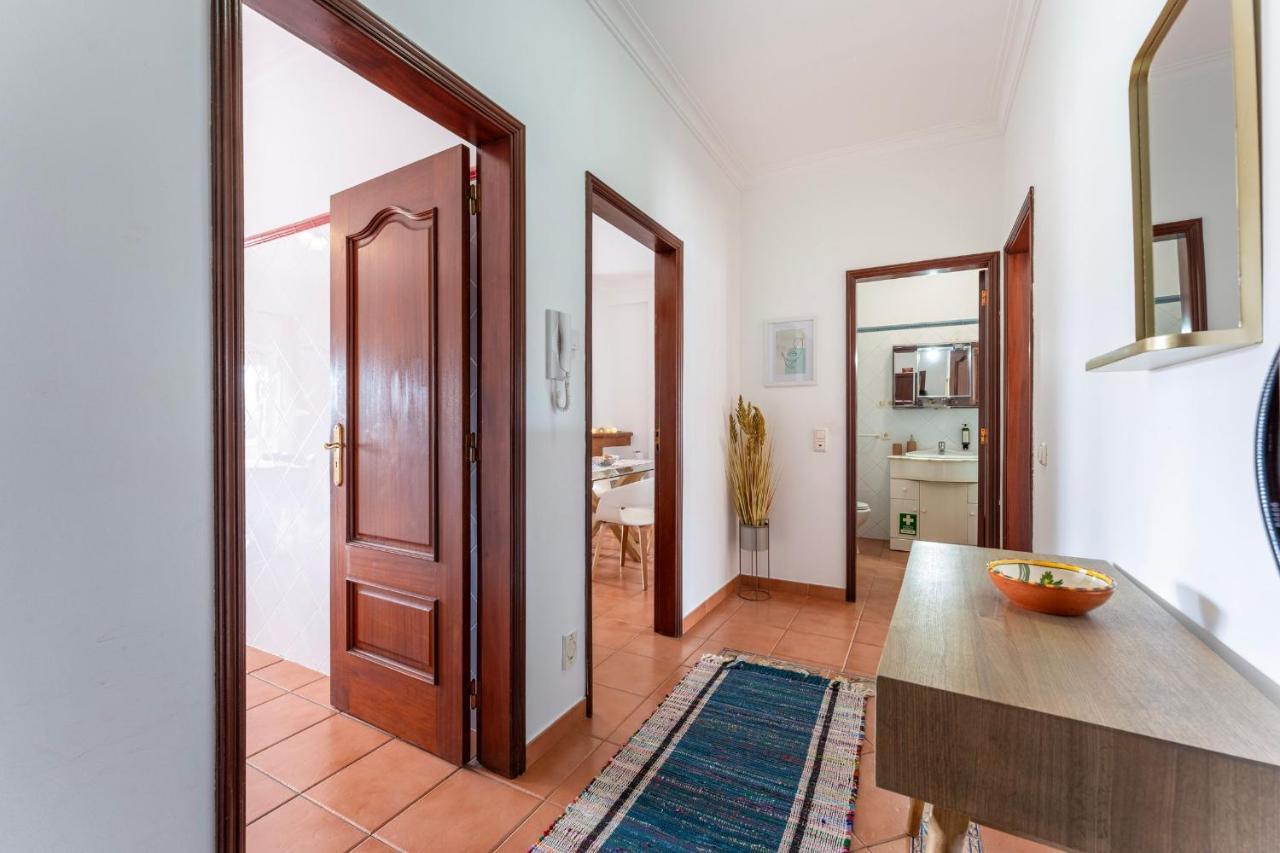 Peaceful 1 Bdr Apartment W/ Balcony By Lovelystay Almancil Esterno foto