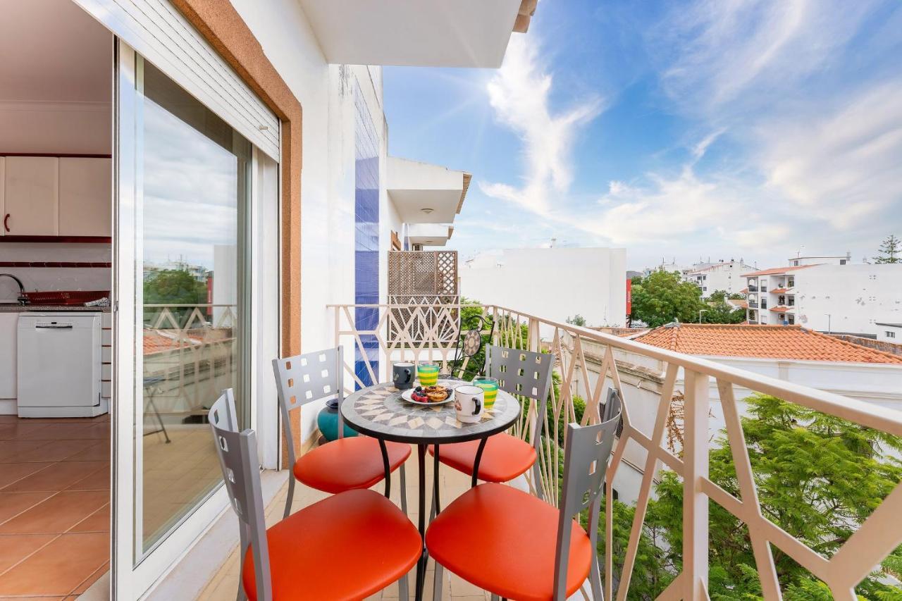 Peaceful 1 Bdr Apartment W/ Balcony By Lovelystay Almancil Esterno foto