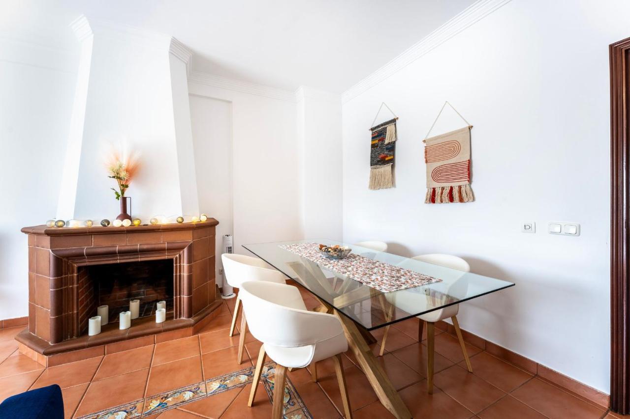 Peaceful 1 Bdr Apartment W/ Balcony By Lovelystay Almancil Esterno foto