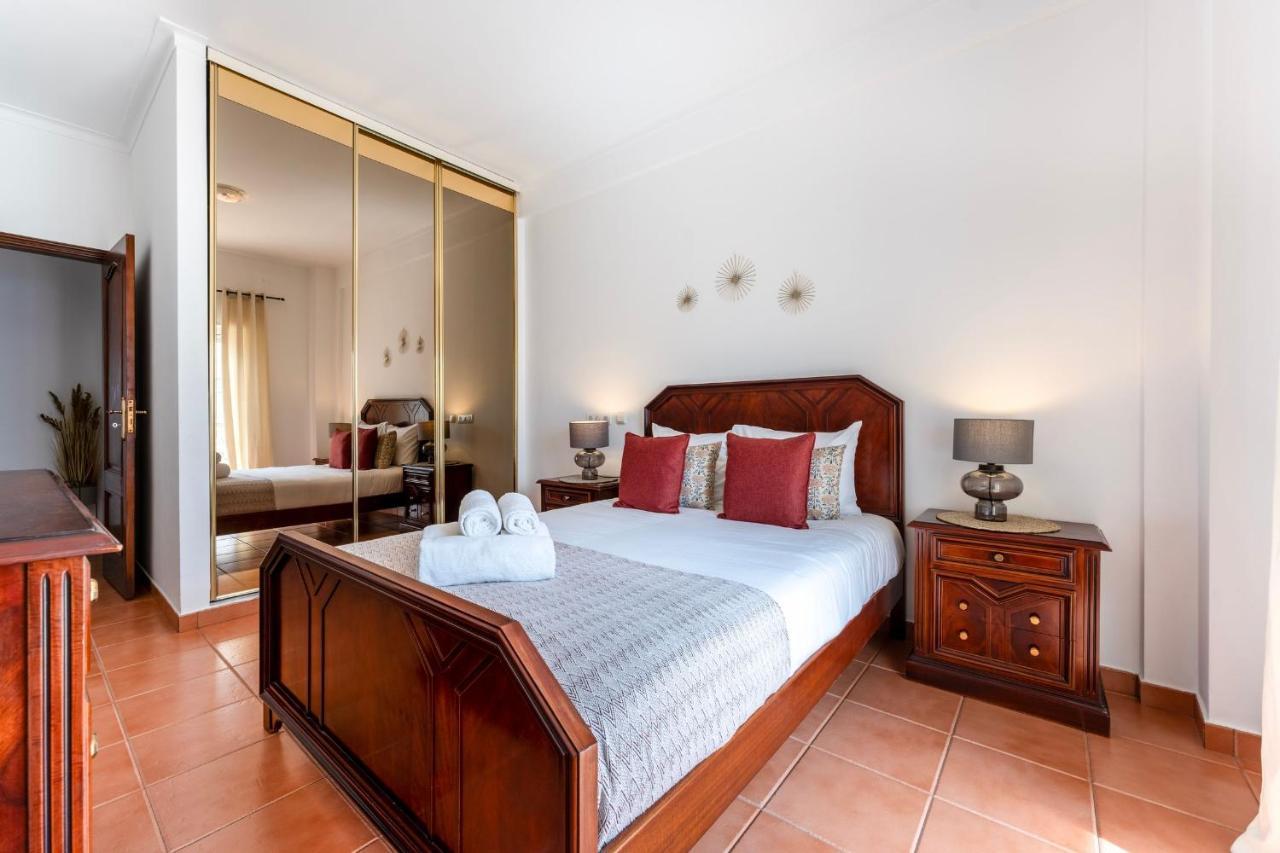 Peaceful 1 Bdr Apartment W/ Balcony By Lovelystay Almancil Esterno foto