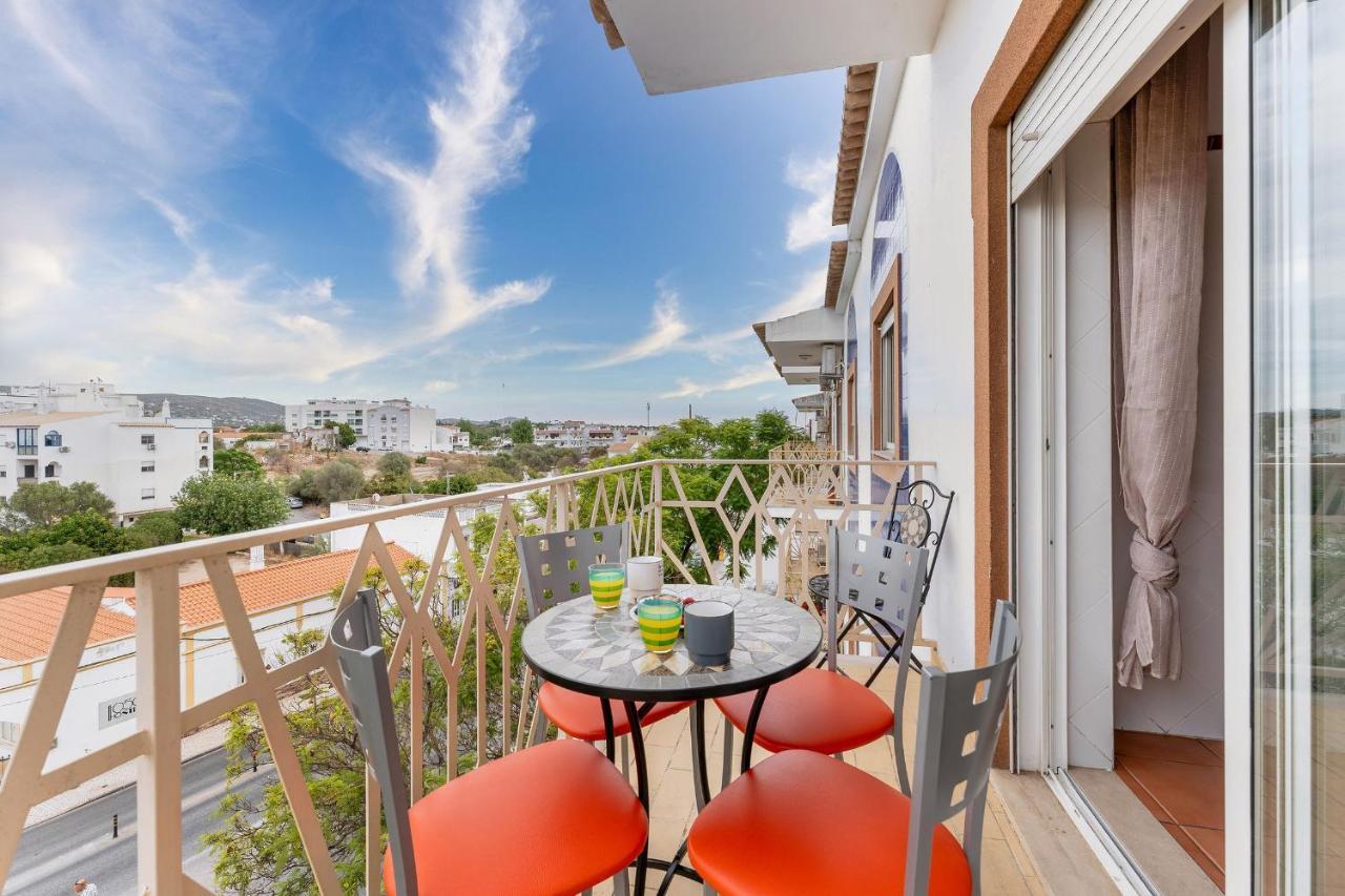 Peaceful 1 Bdr Apartment W/ Balcony By Lovelystay Almancil Esterno foto